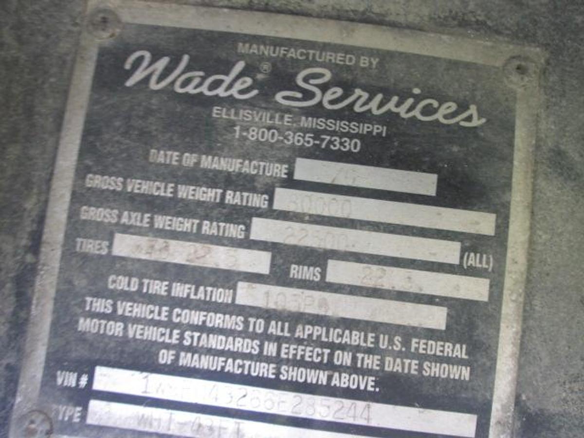 Used 2006 WADE 43X102 STEP DECK