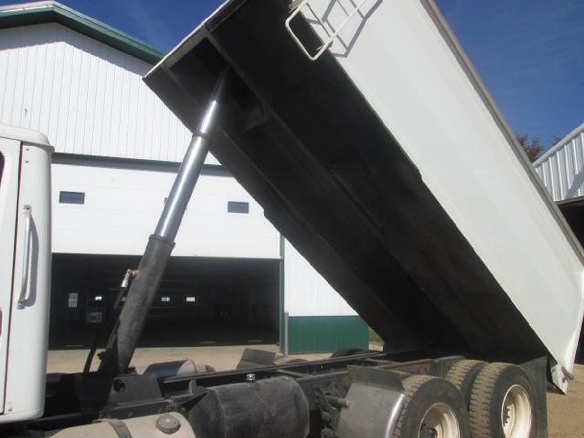 Used 1998 INTERNATIONAL 9200