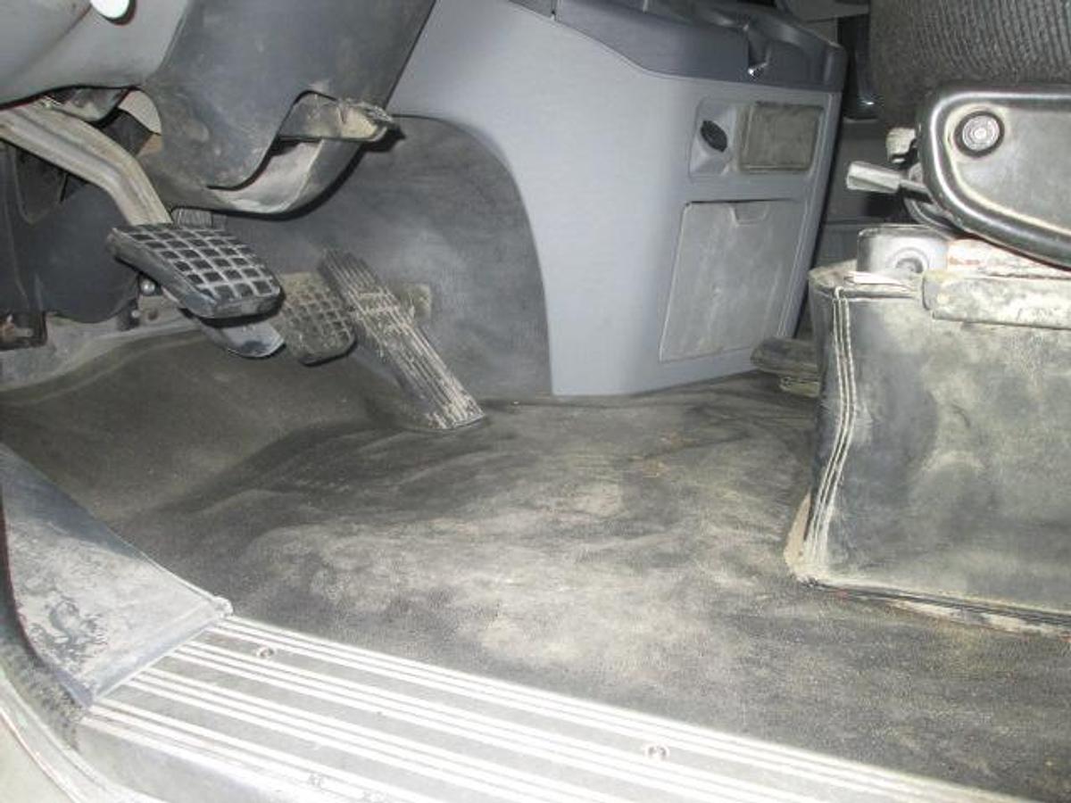 Used 2013 FREIGHTLINER CL 120 GLIDER KIT