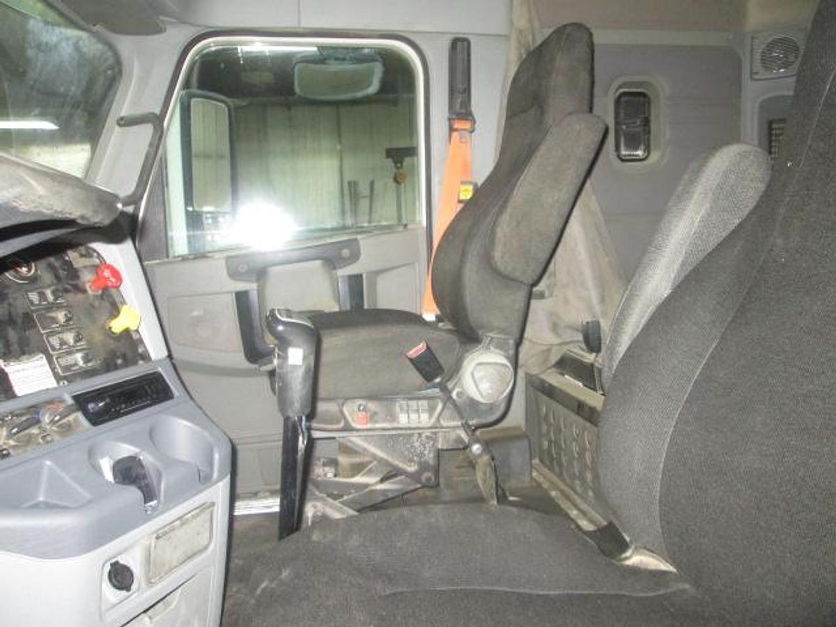 Used 2013 FREIGHTLINER CL 120 GLIDER KIT