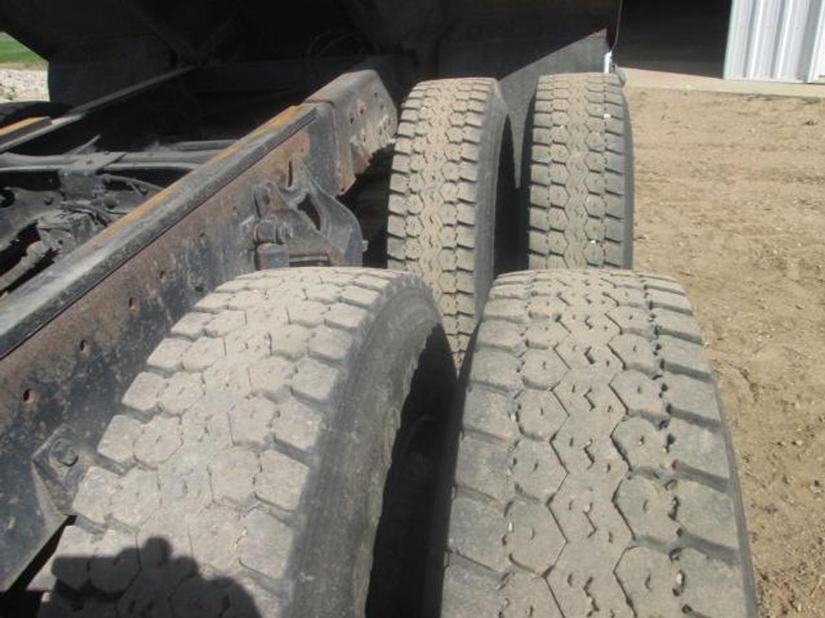 Used 1998 INTERNATIONAL 9200