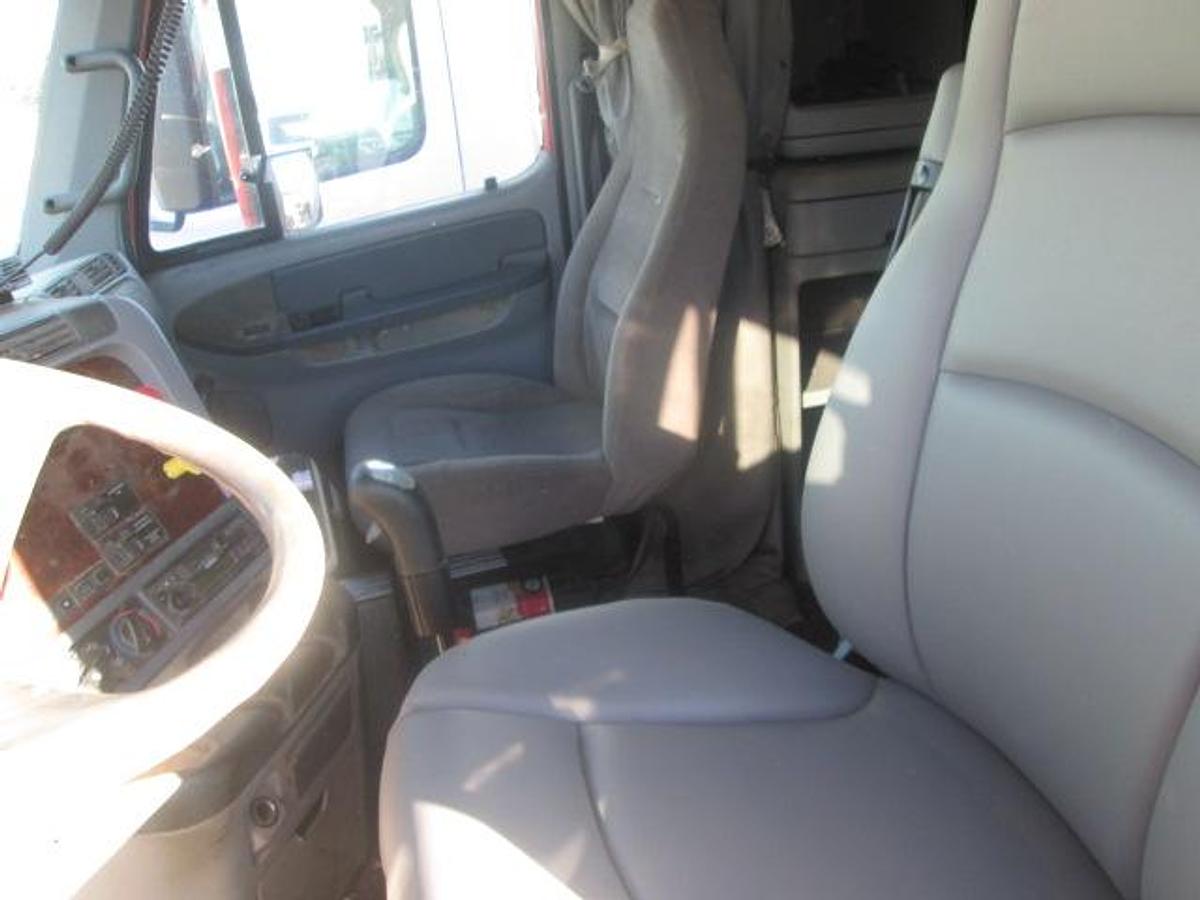 Used 2003 FREIGHTLINER CENTURY 120