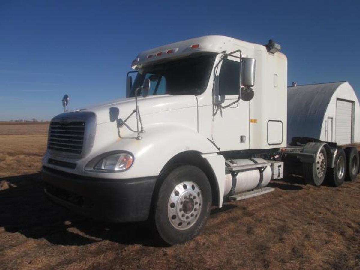 Used 2013 FREIGHTLINER CL 120 GLIDER KIT