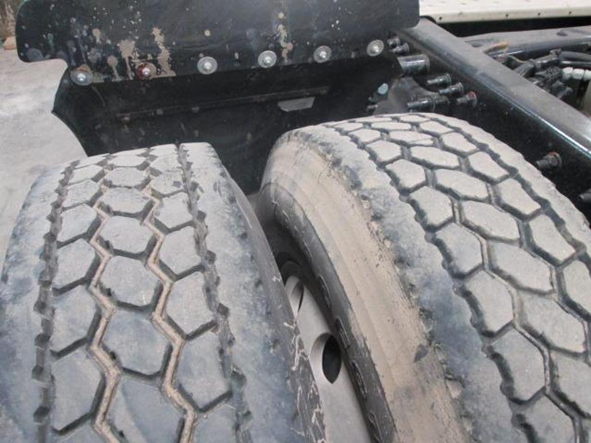 Used 2018 FREIGHTLINER CASCADIA 125