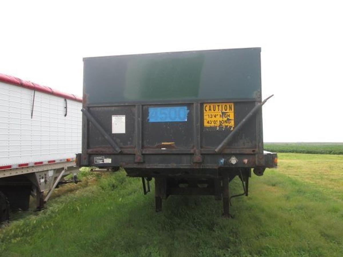 Used 2007 WADE STEPDECK