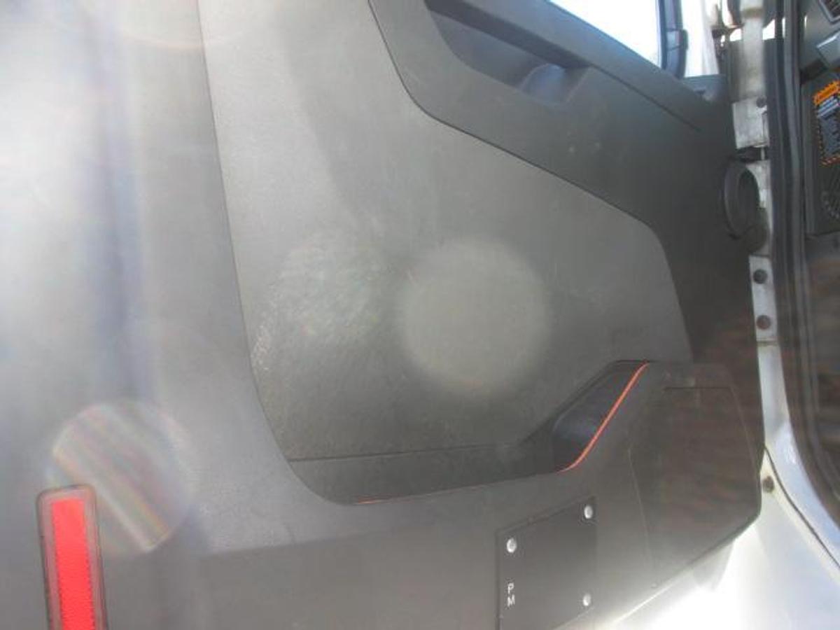 Used 2021 VOLVO VNR64T300