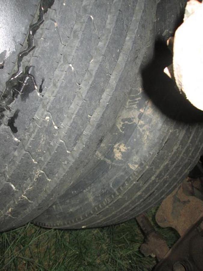 Used 2007 WADE STEPDECK