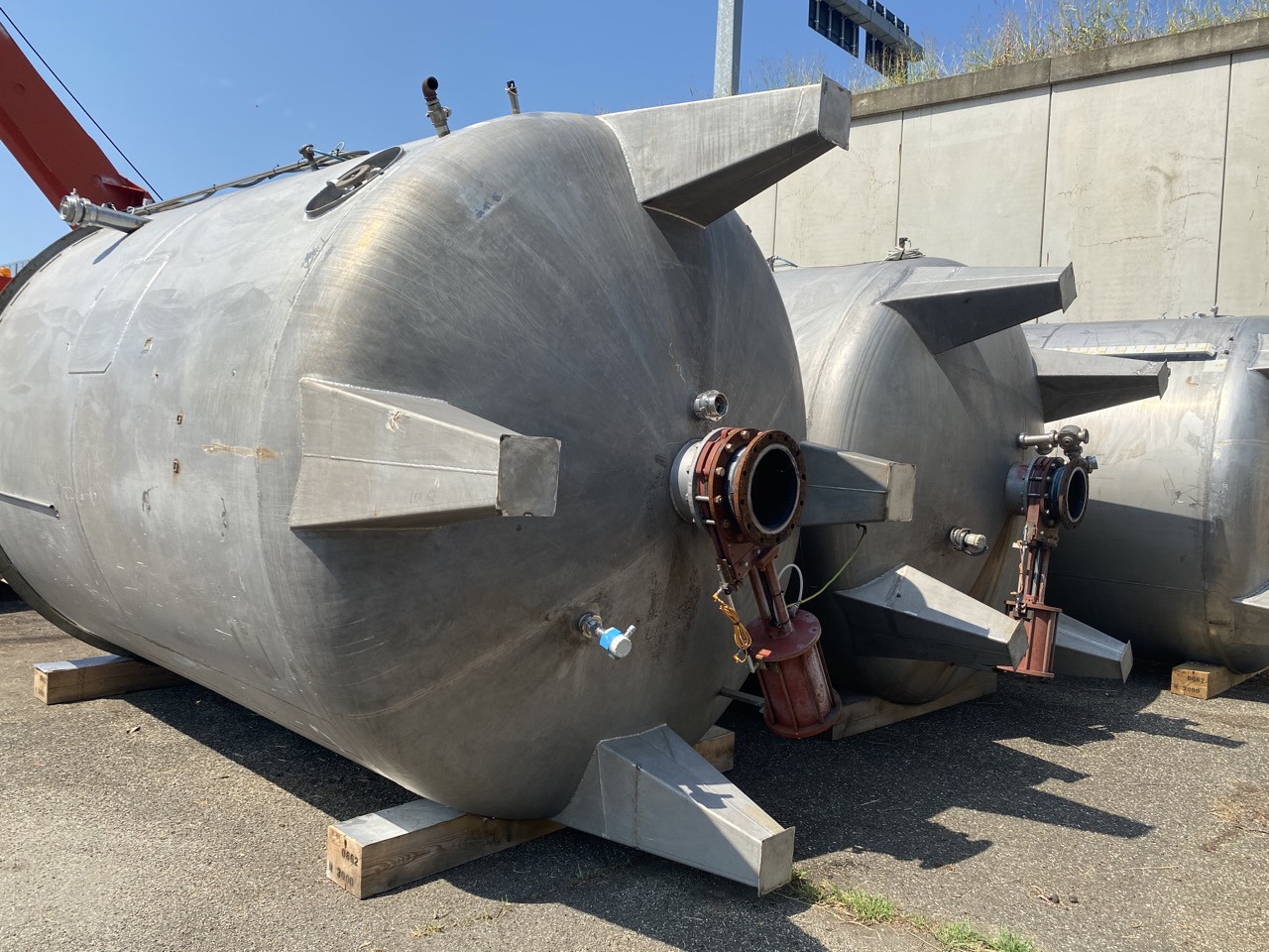 Usato Serbatoio con agitatore, da 27600 Litri