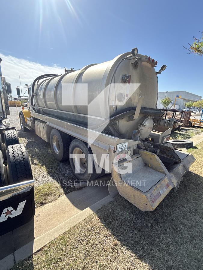 Used 2009 KENWORTH T800