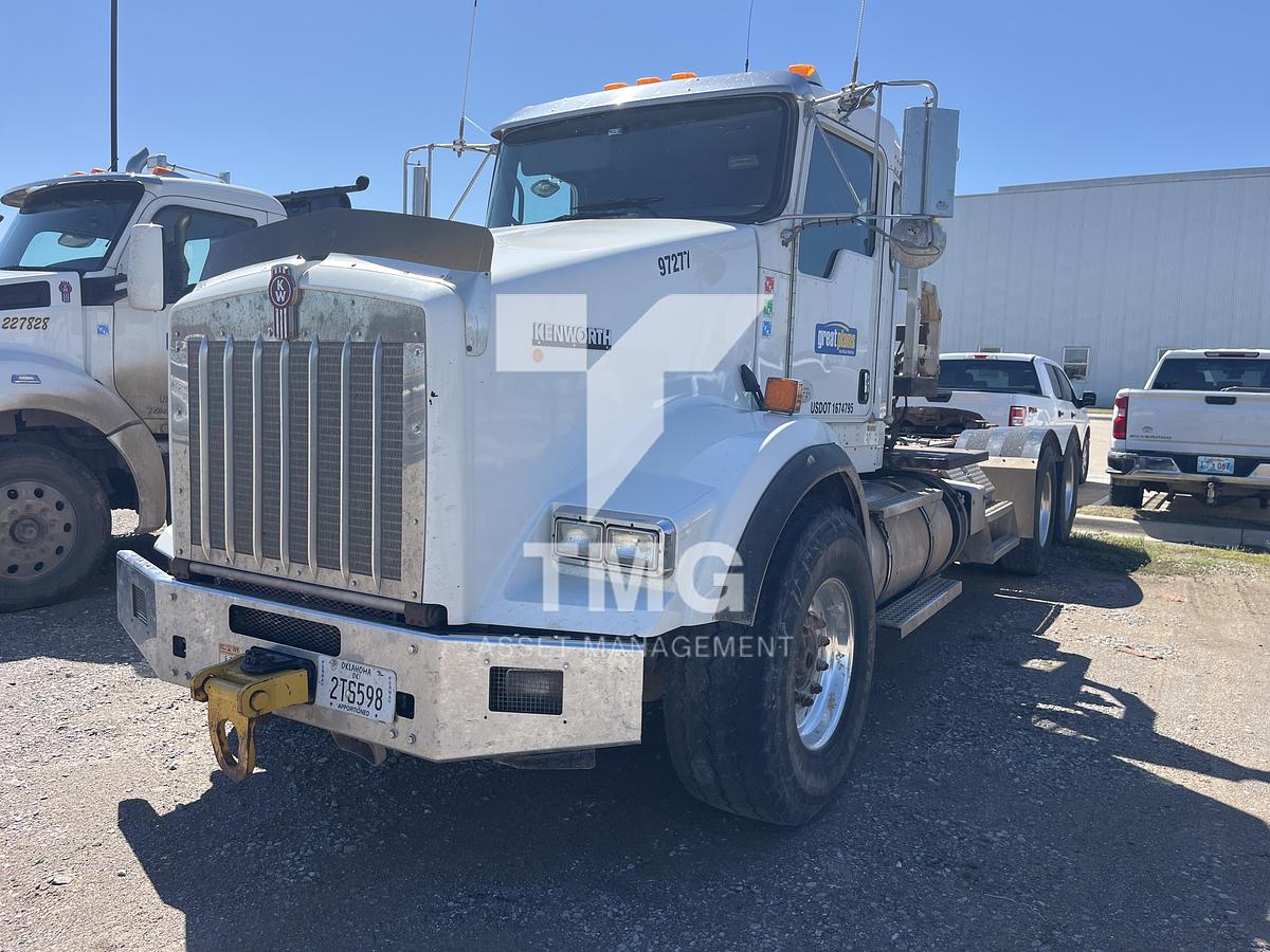 Used 2012 KENWORTH T800 6X4
