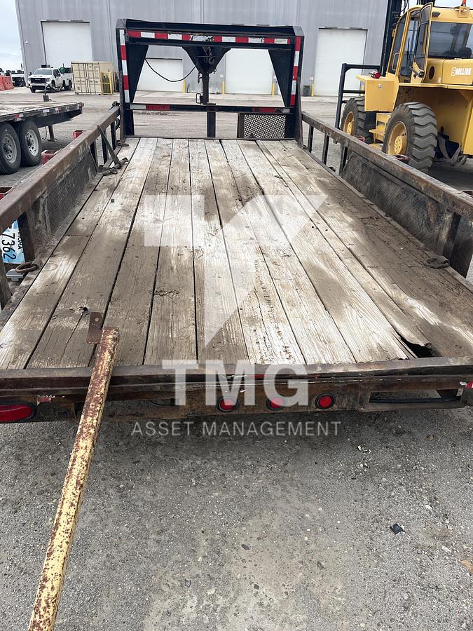 Used 2013 Lonestar 16FT Gooseneck