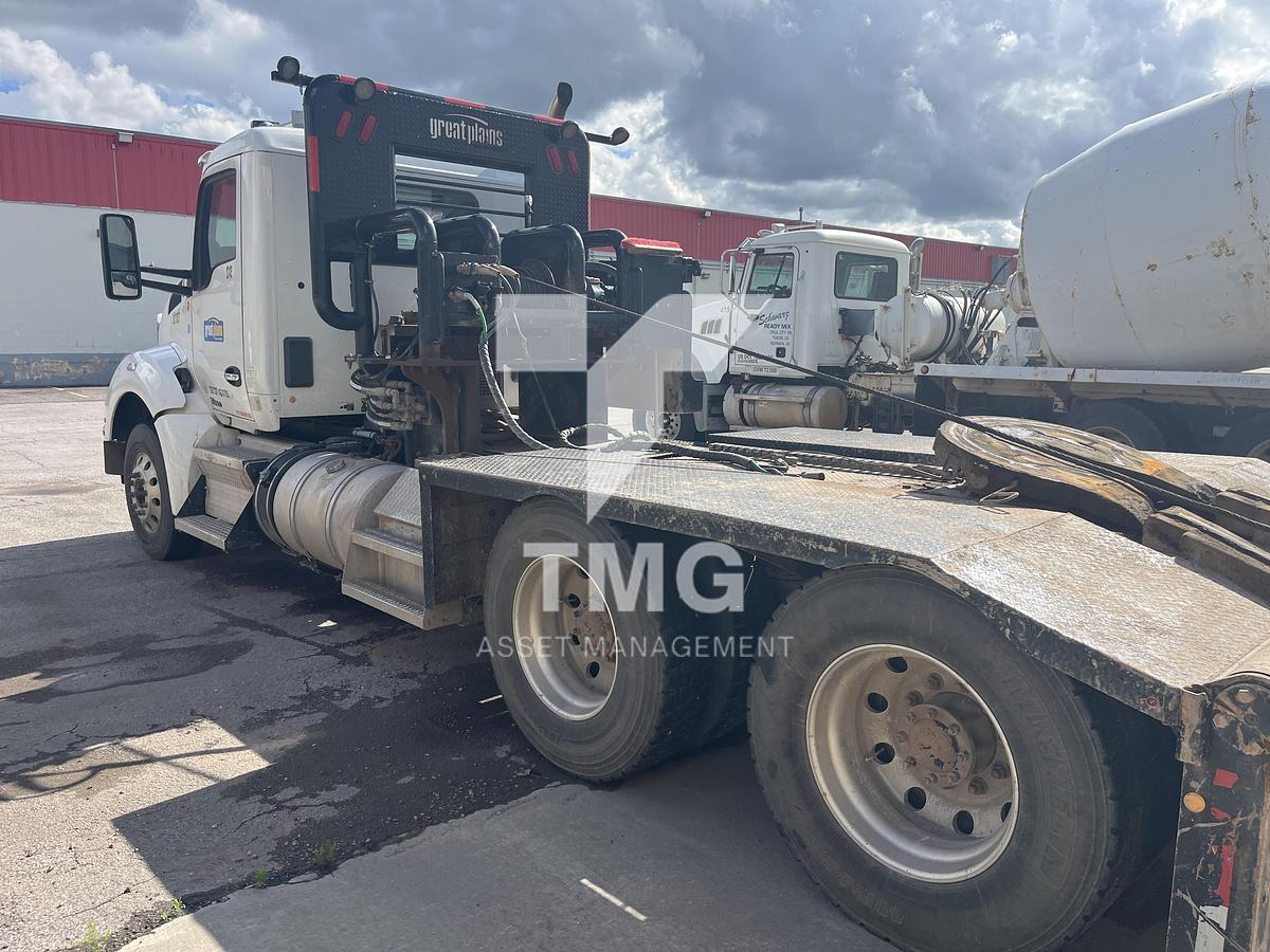 Used 2020 KENWORTH T880