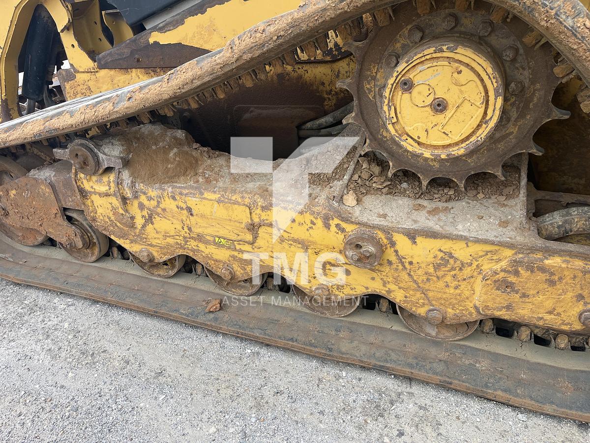 Used CAT LOADER, MULTI-TERRAIN, 299c