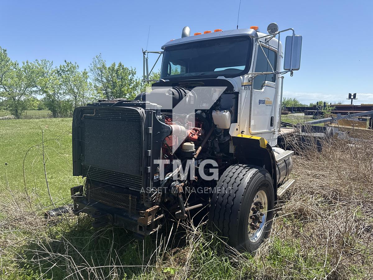Used 2009 KENWORTH T880