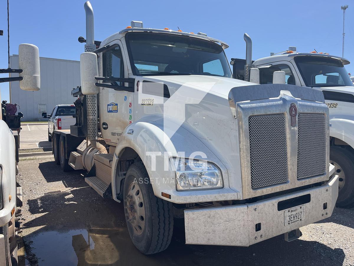 Used 2020 KENWORTH T880