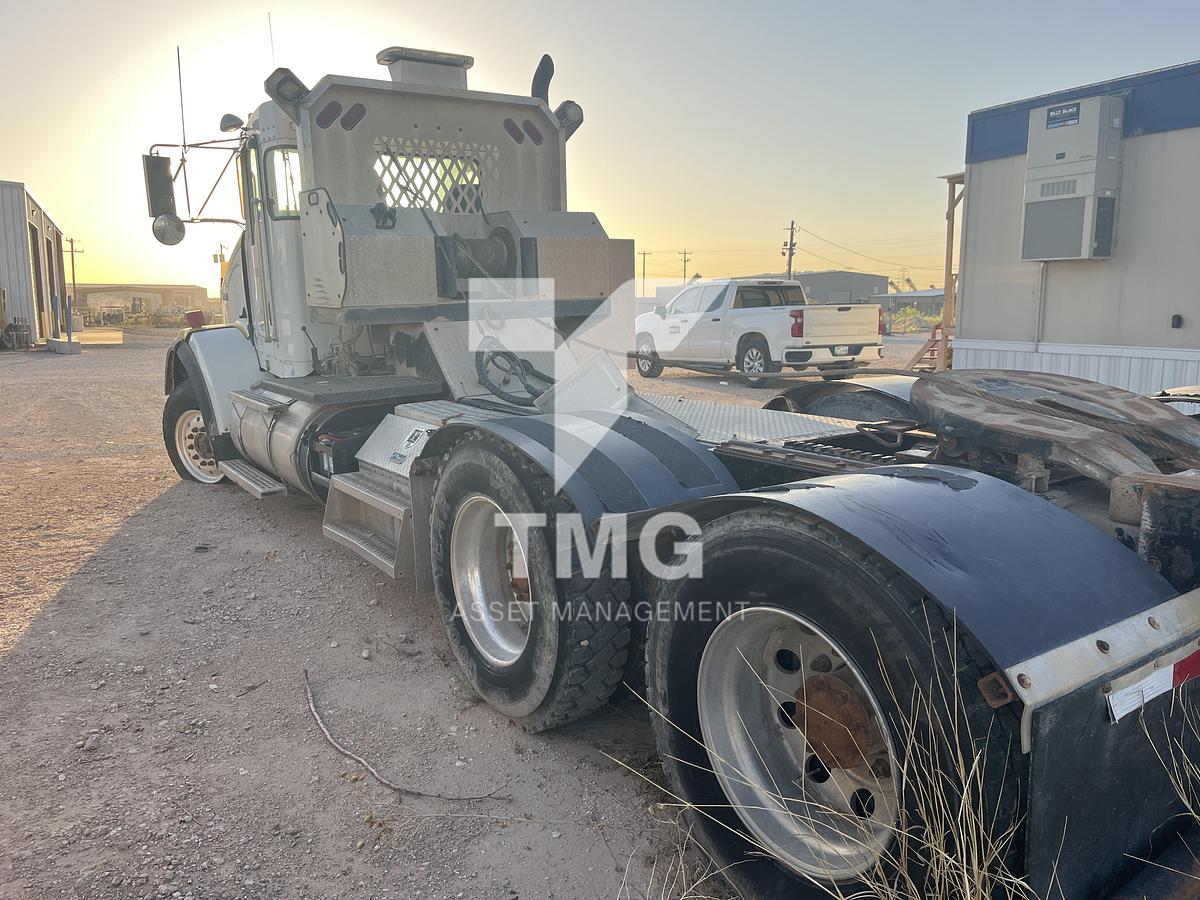 Used 2012 KENWORTH T800 6X4