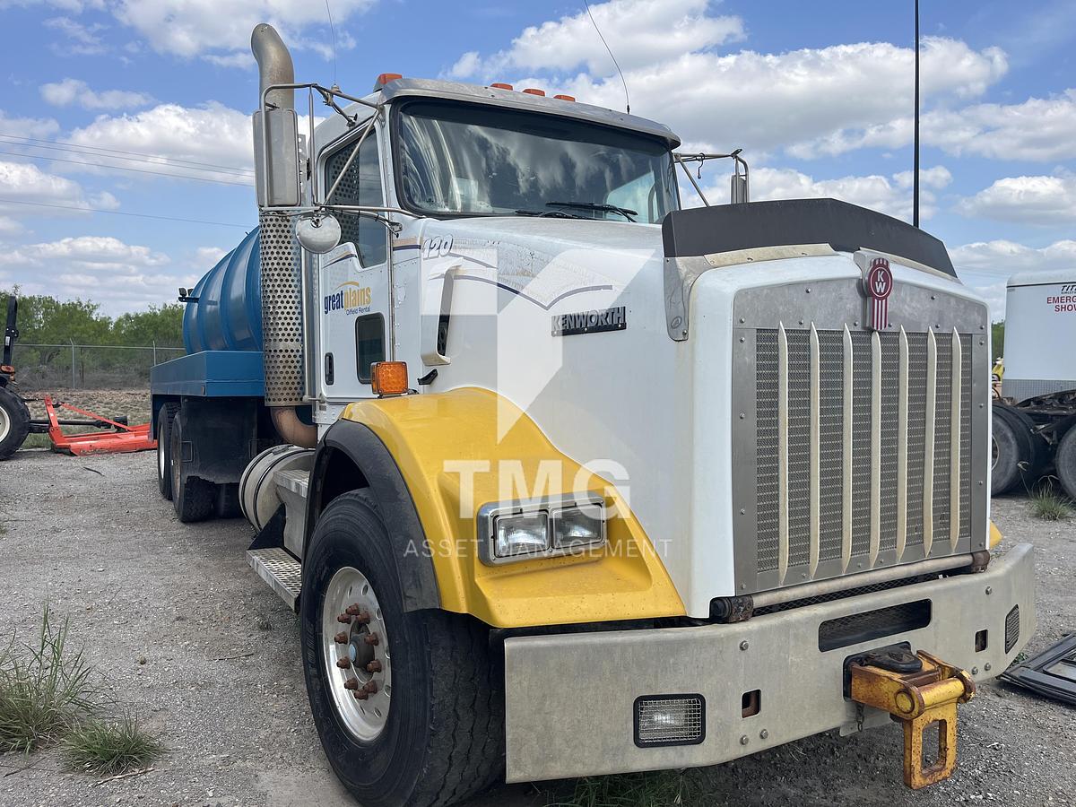 Used 2009 KENWORTH T800