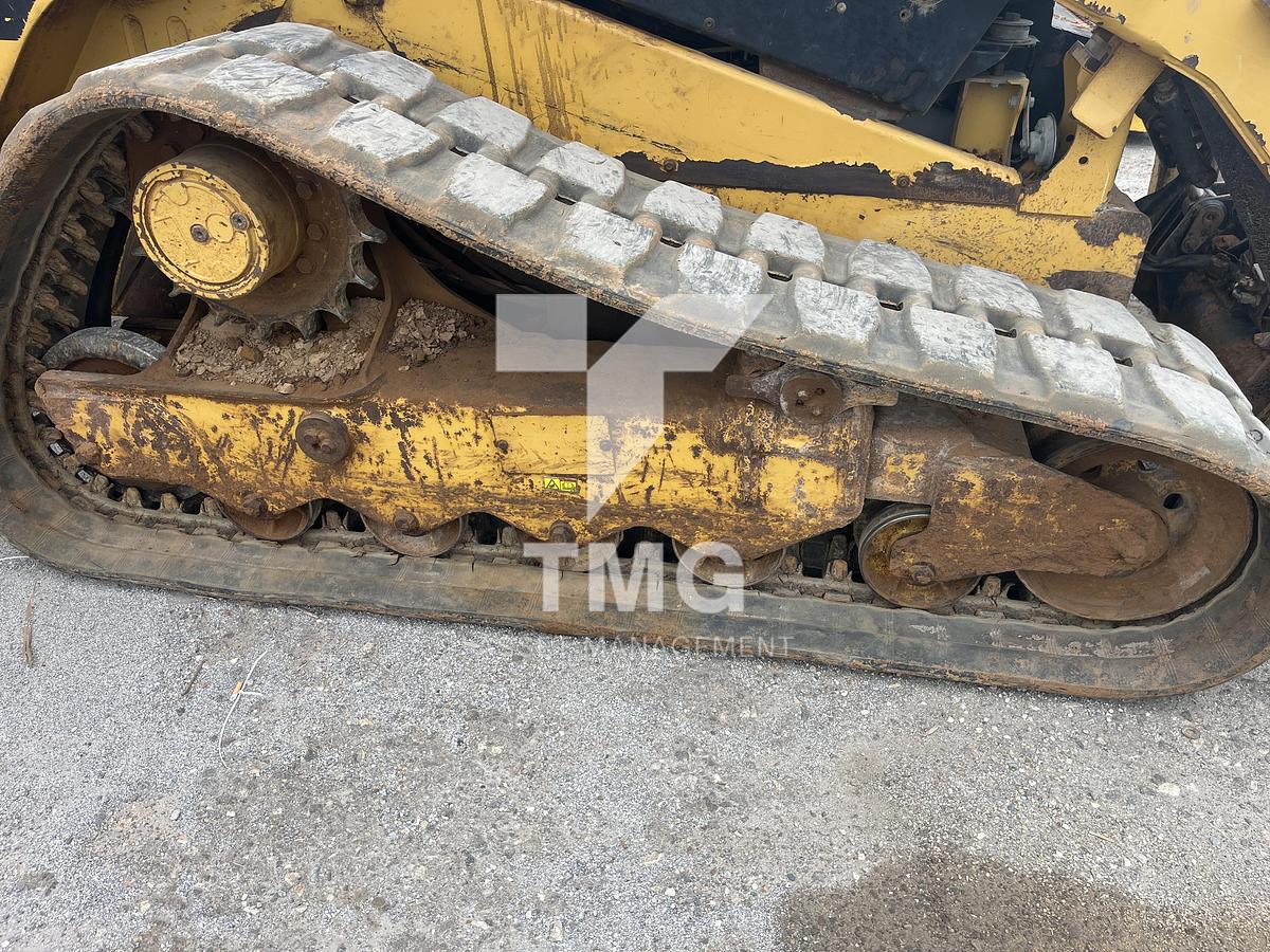 Used CAT LOADER, MULTI-TERRAIN, 299c