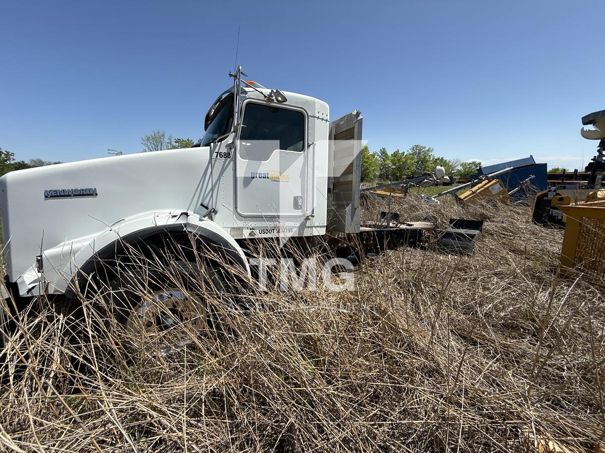 Used 2009 KENWORTH T880