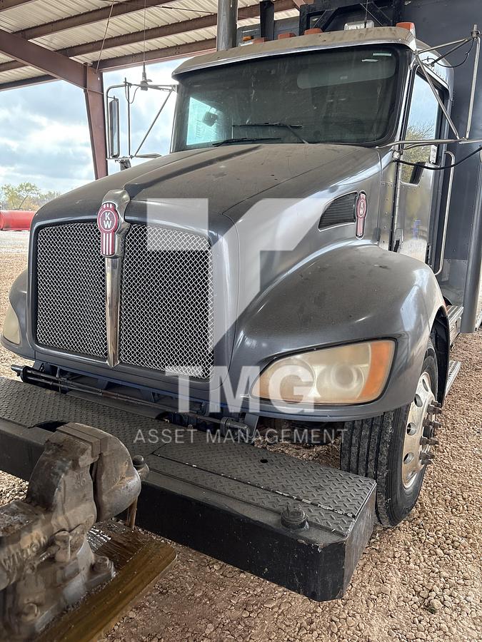 Used 2008 KENWORTH T370 Slickline