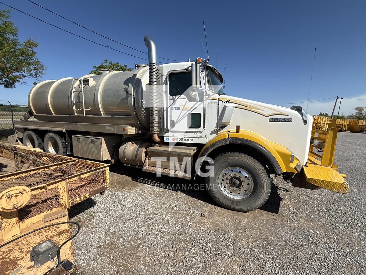 Used 2009 KENWORTH T800