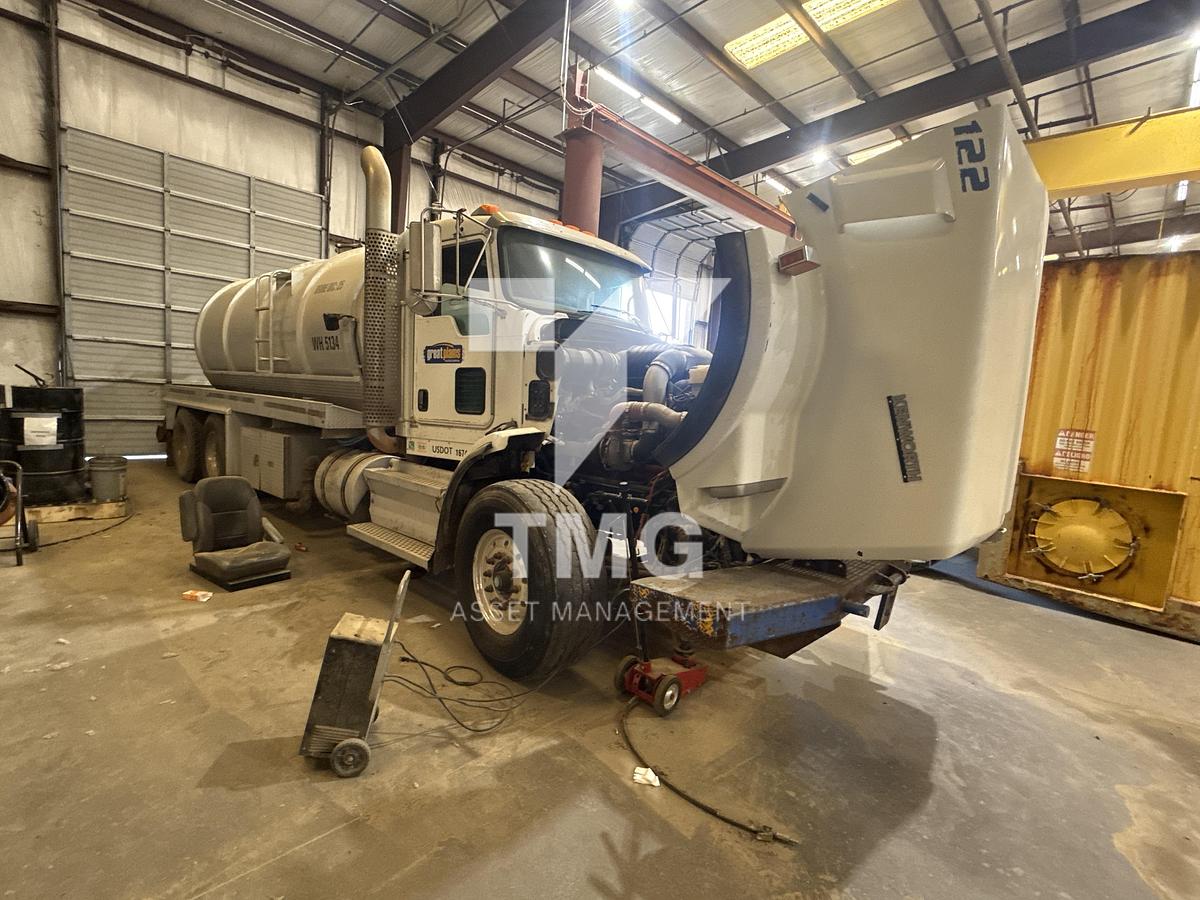 Used 2009 KENWORTH T800