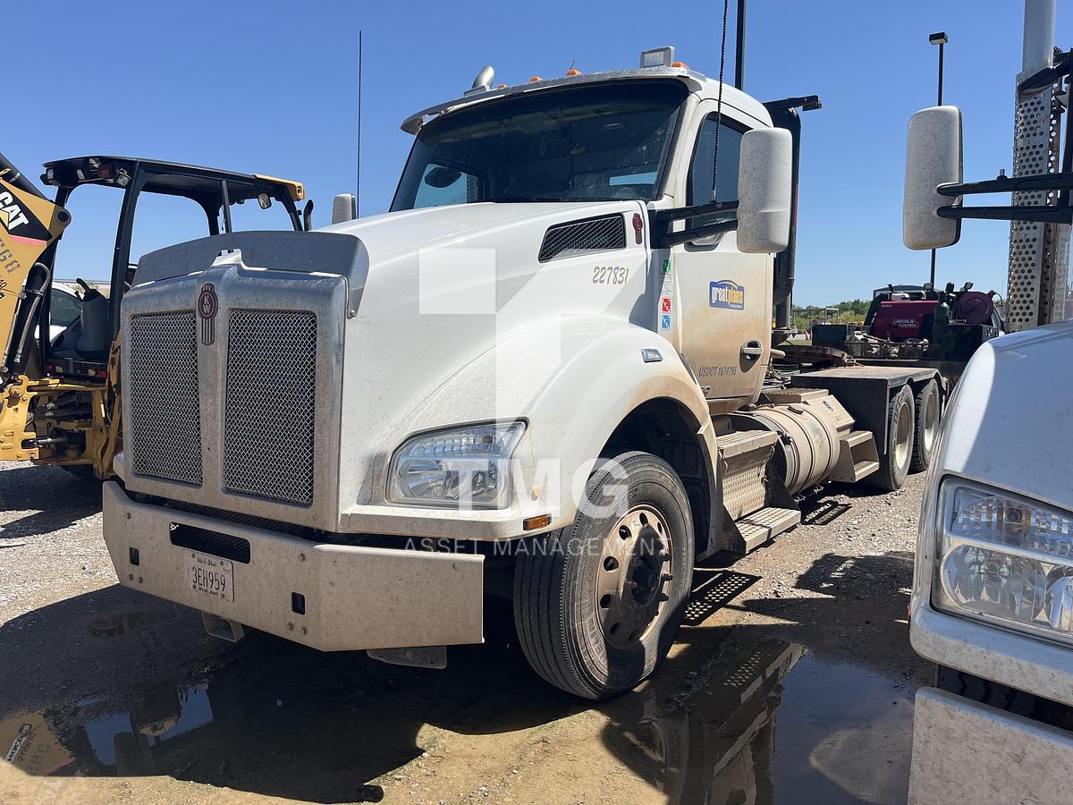 Used 2020 KENWORTH T880