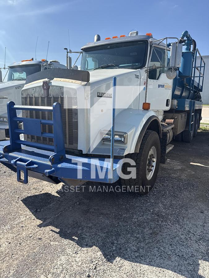 Used 2009 KENWORTH T800