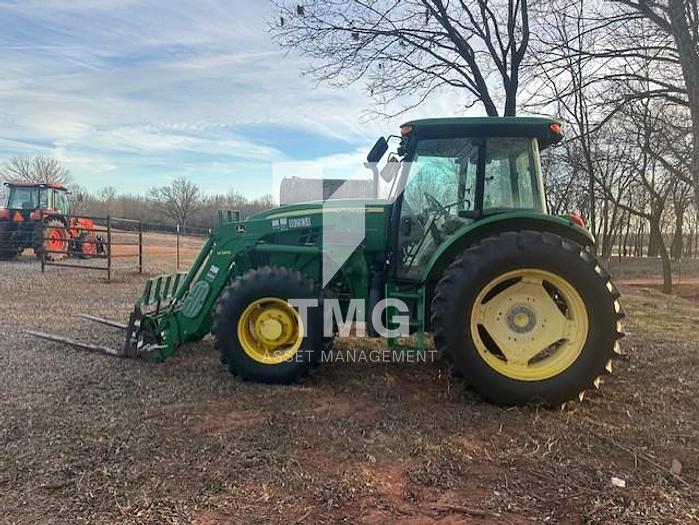 Used 2013 John Deere 6140D tractor with H260 loader for sale
