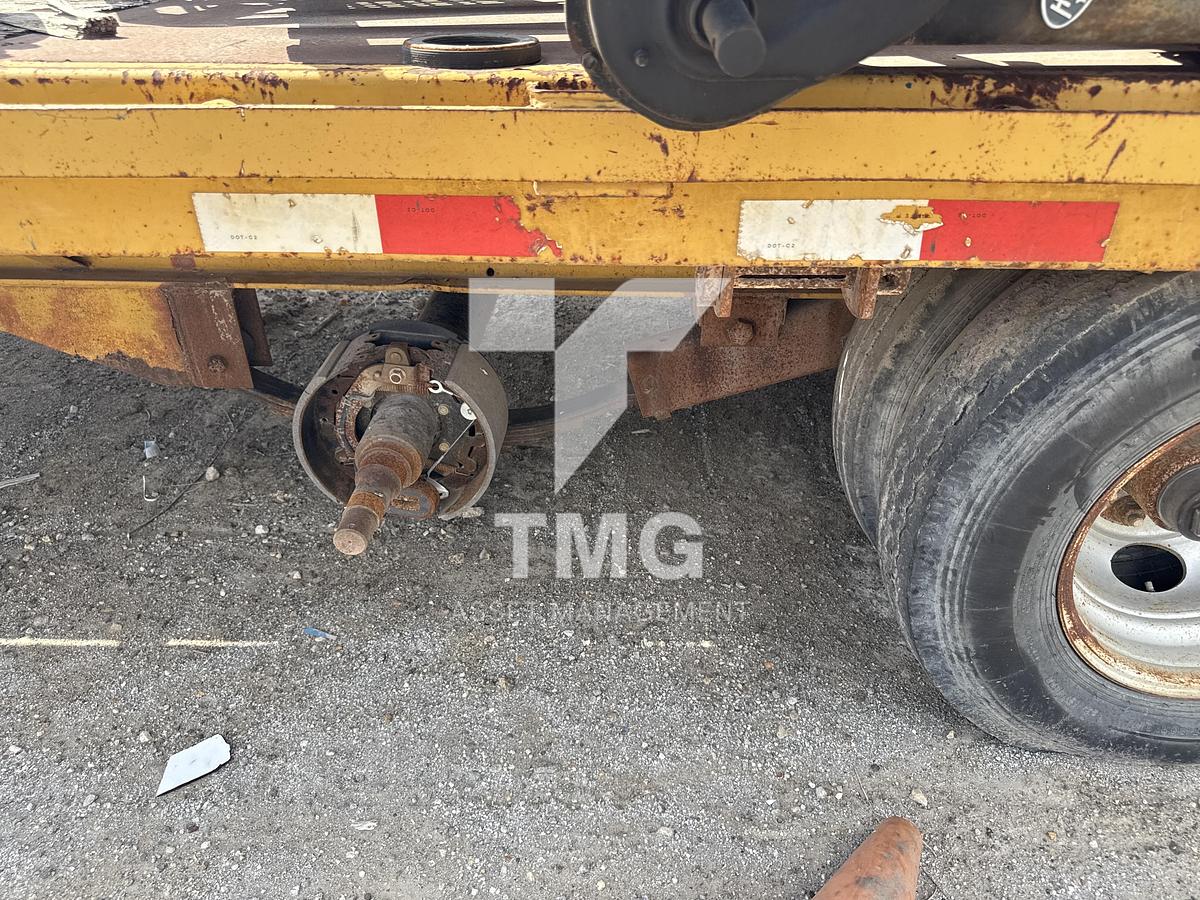 Used Magnum Flatbed Gooseneck Trailer