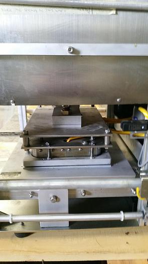 Used HELIX  Super Tray Sealer FTHX200