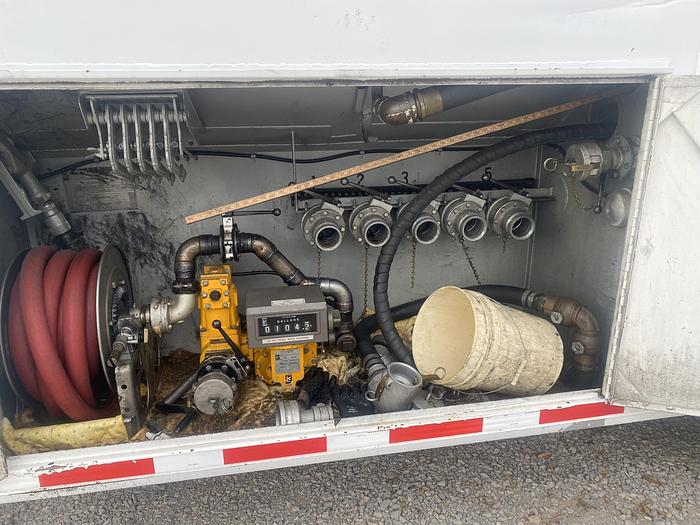 Used 2002 Freightliner Fuel truck