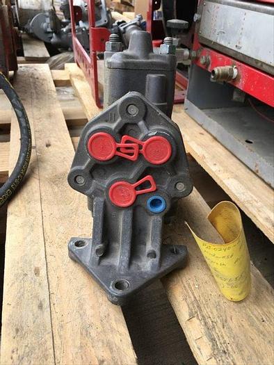 Used 0 Rexroth H-5 RELAY AIR VALVE P-059155-00080