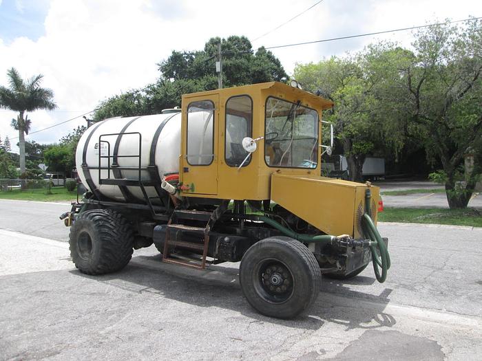 Used 1988 International Water Truck