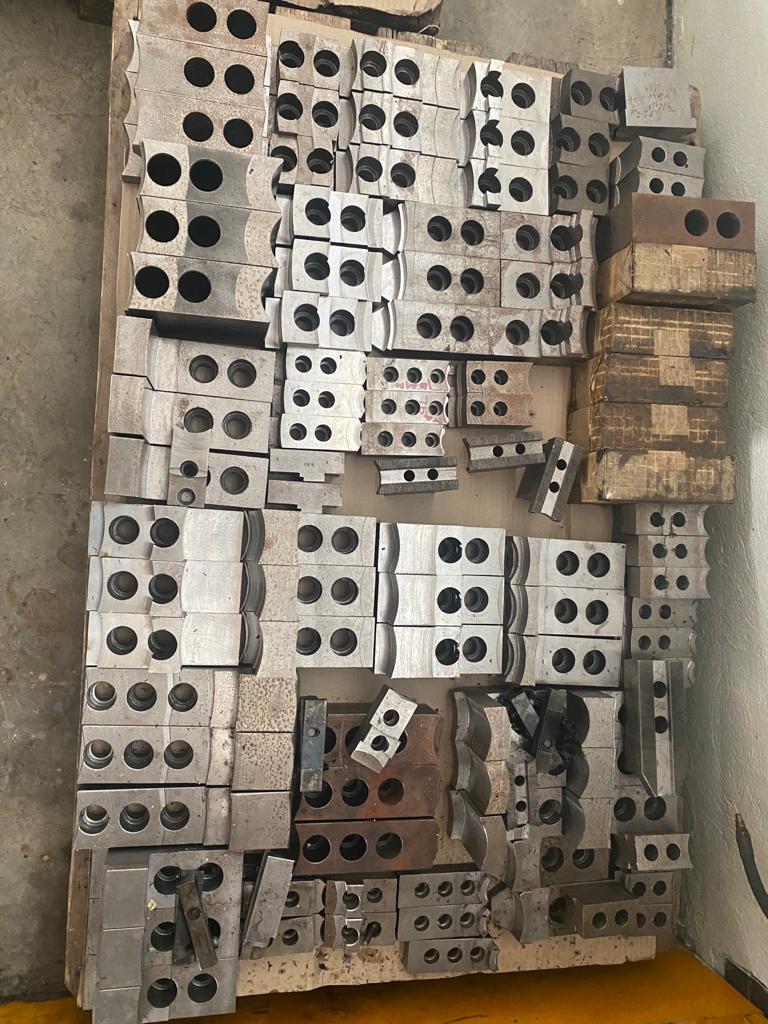 Usato 2005 Doosan Daewoo PUMA 400MB