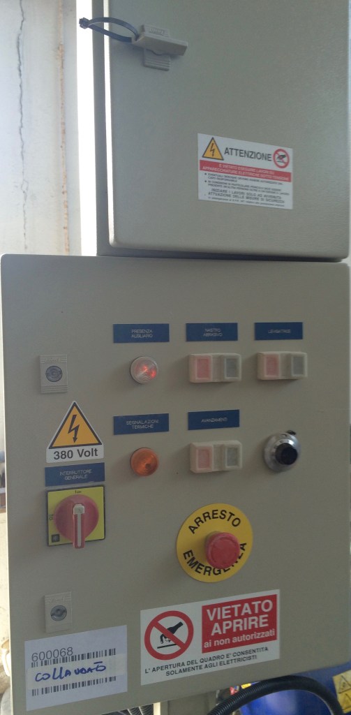 Usato 1998 Levigatrice Spazzatrice marca CAMAM modello C/1N/1S