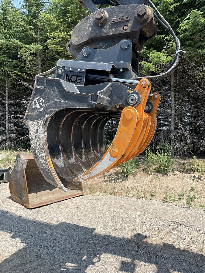 Used 2024 MDE S1600 Scorpion Grab