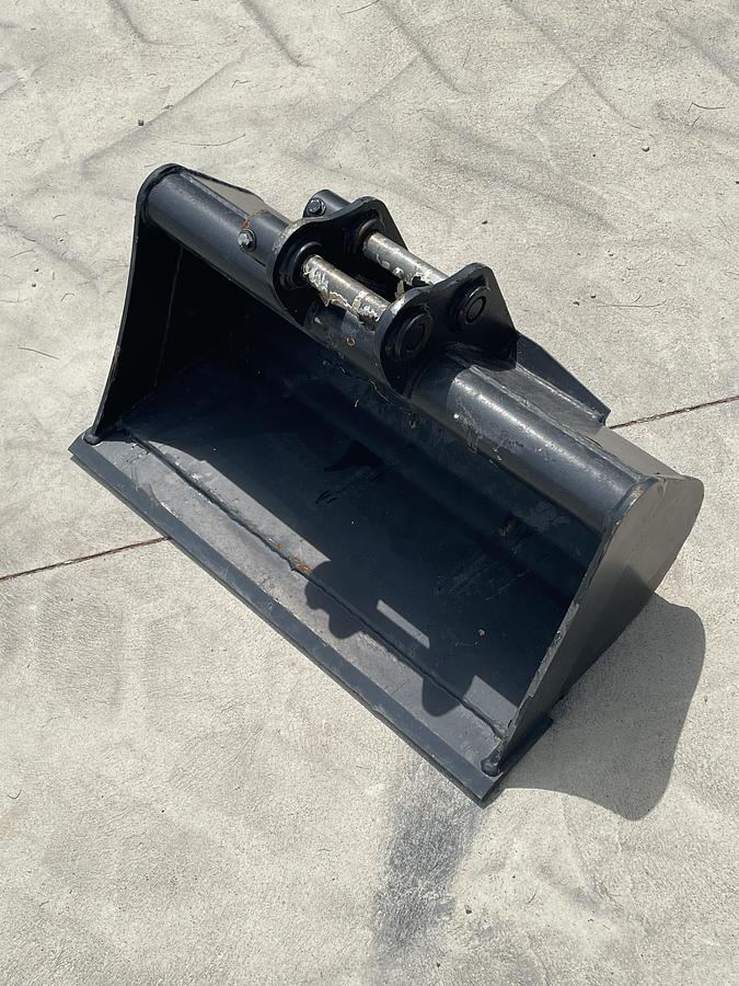 2024 ANNAGOLA 24 inch 1 Ton Bucket