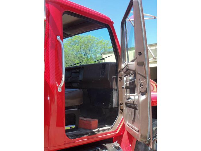 Used 1987 International 1654