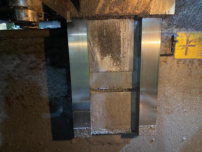 Used Used Victor VCentre 80 - 3 Axis Machining Center