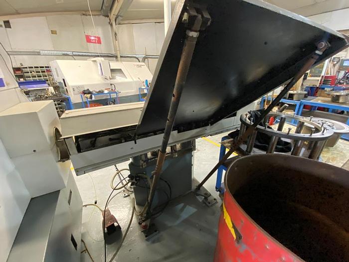 Used 1998 Cincinnati Hawk TC200 CNC Lathe