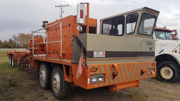 Used 2002 WELCAN 4 Axle Carrier Style Oilfield Pump / Kill Truck