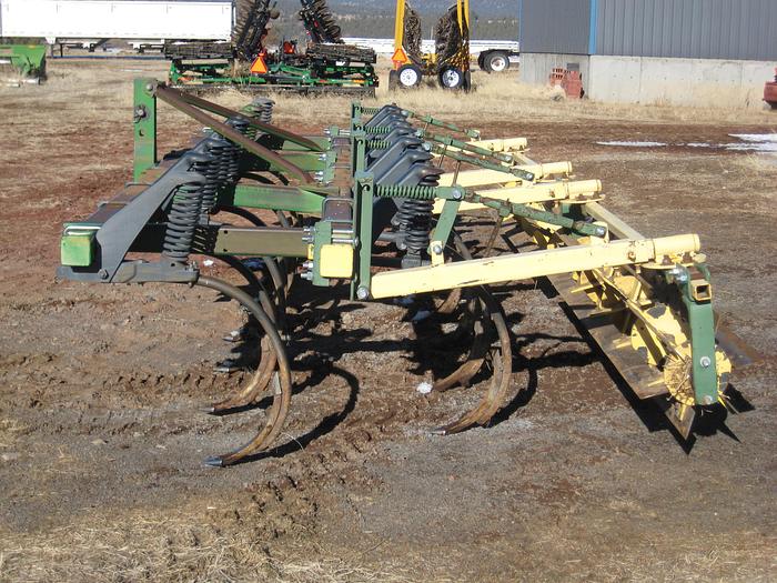 Used John Deere 610