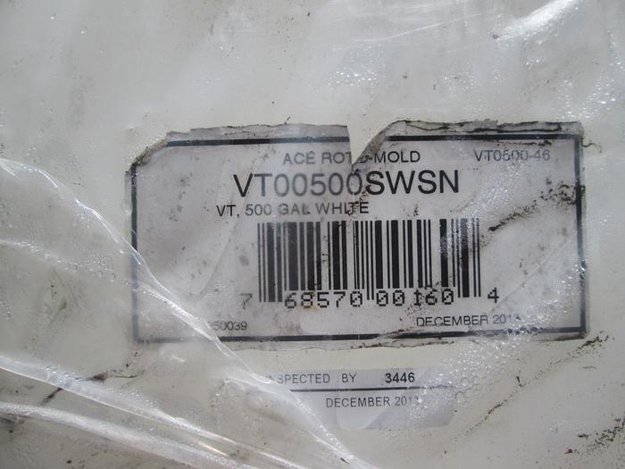 Used NEW 500 Gal Vertical Poly Tank