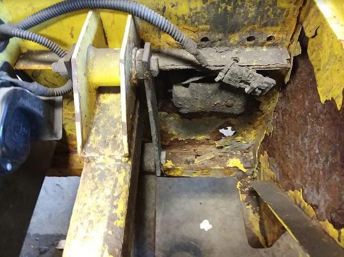 Used 2013 Cushman Titan