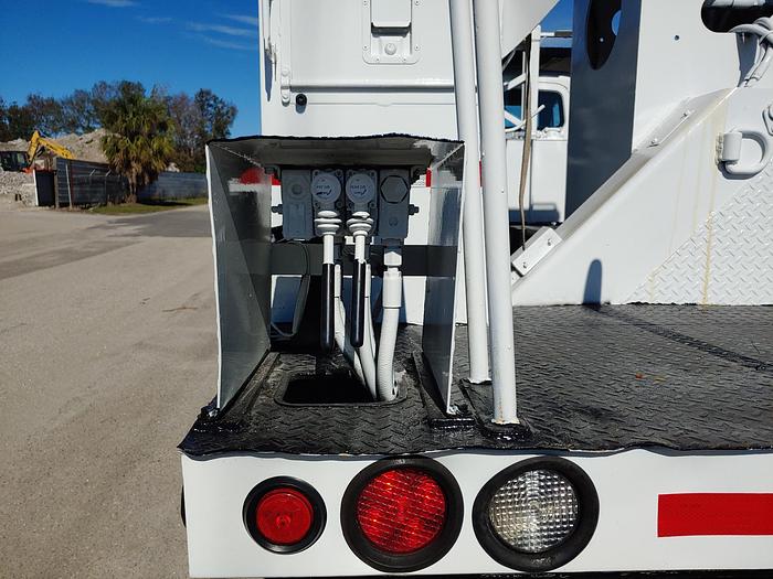 Used Terex Commander C4047 Digger Derrick on 2016 Freightliner M2 106 Reg Cab Utility Truck – G2173