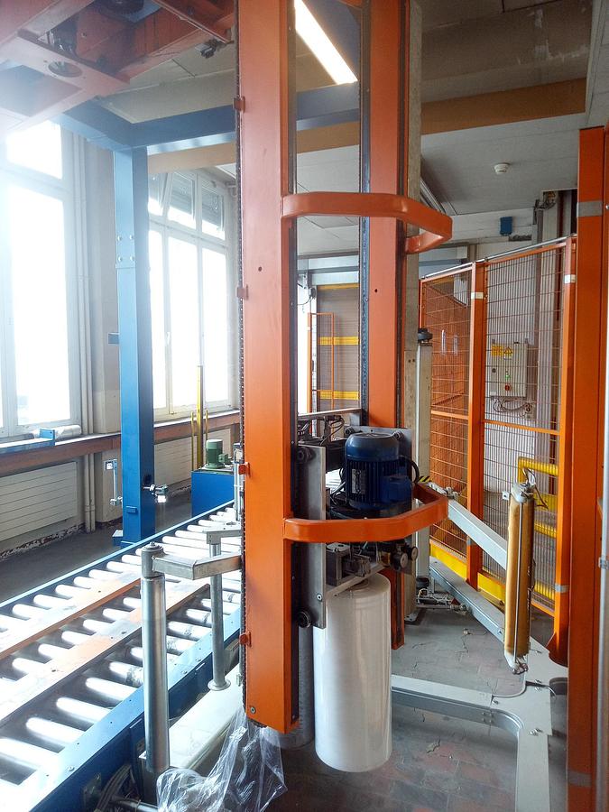 Gebraucht Automatische Paletten-Packpresse MOSCA KPK-121