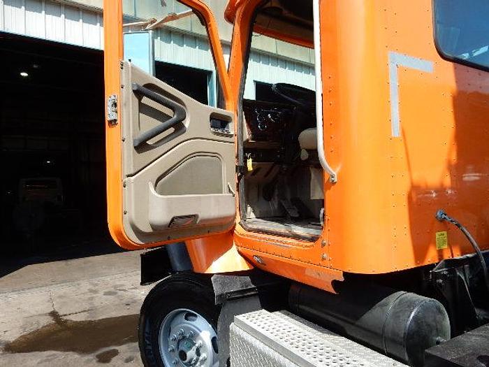 Used 2006 International 5600i