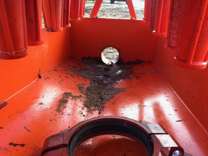 Used MI SWACO 8T4 De-Silter, 16 Cone, 1200 GPM