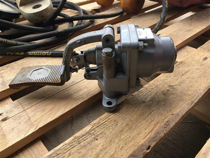 Used 0 Rexroth CONTROLAIR VALVE R4310-3064